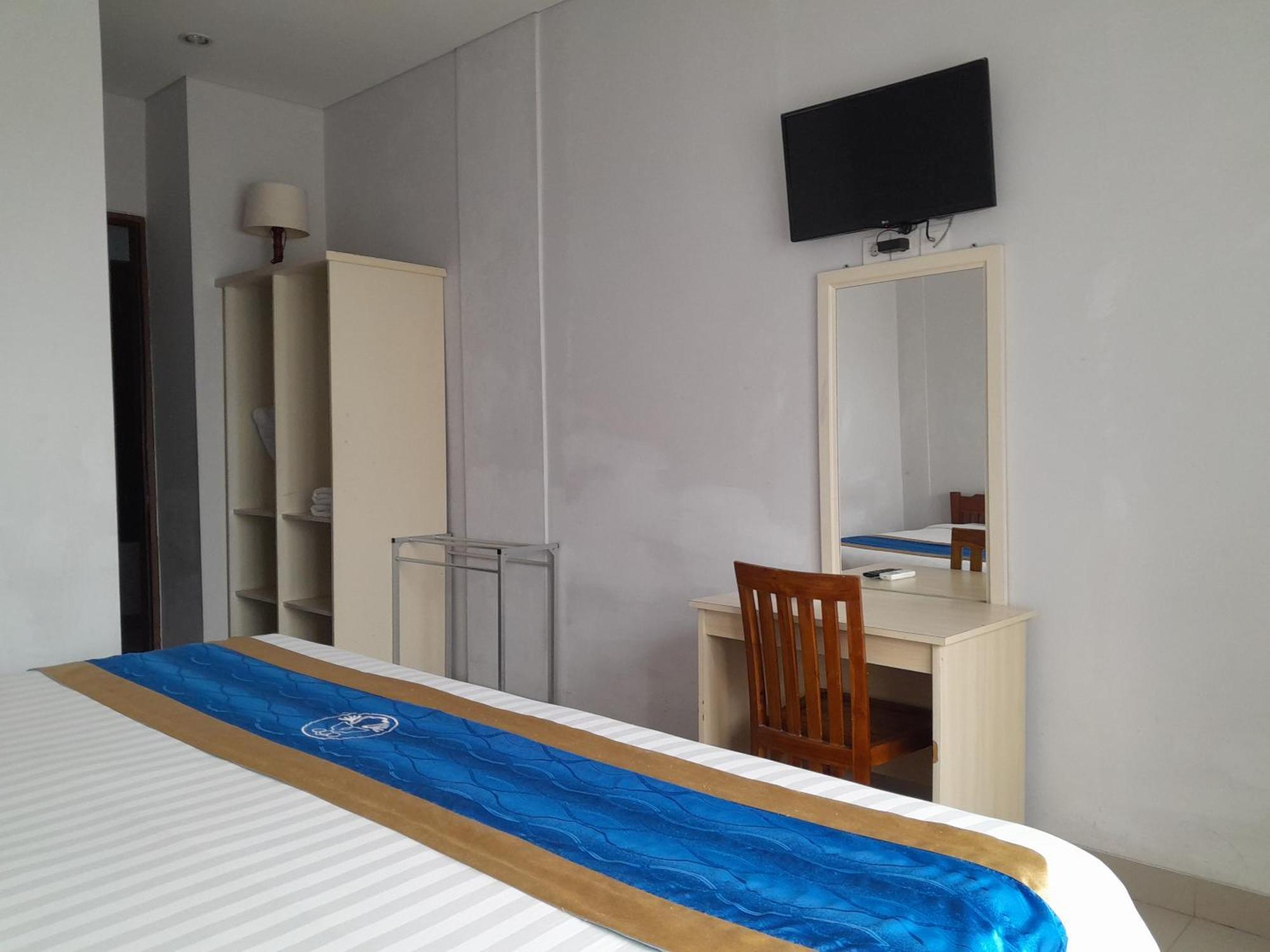 Hotel Dhyana Pura Kapal Εξωτερικό φωτογραφία