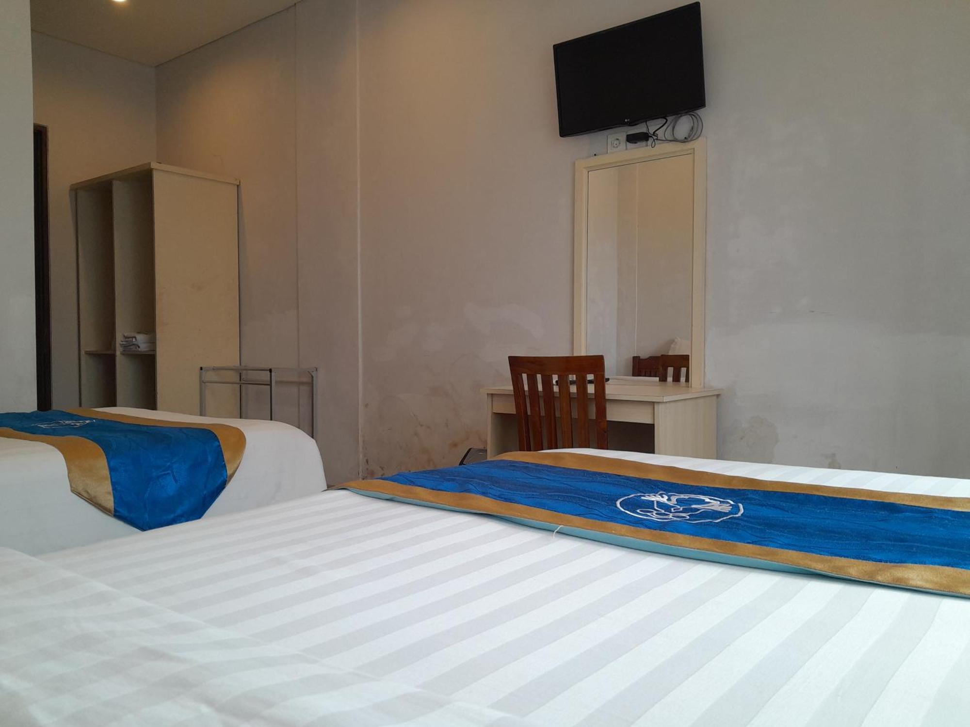Hotel Dhyana Pura Kapal Εξωτερικό φωτογραφία